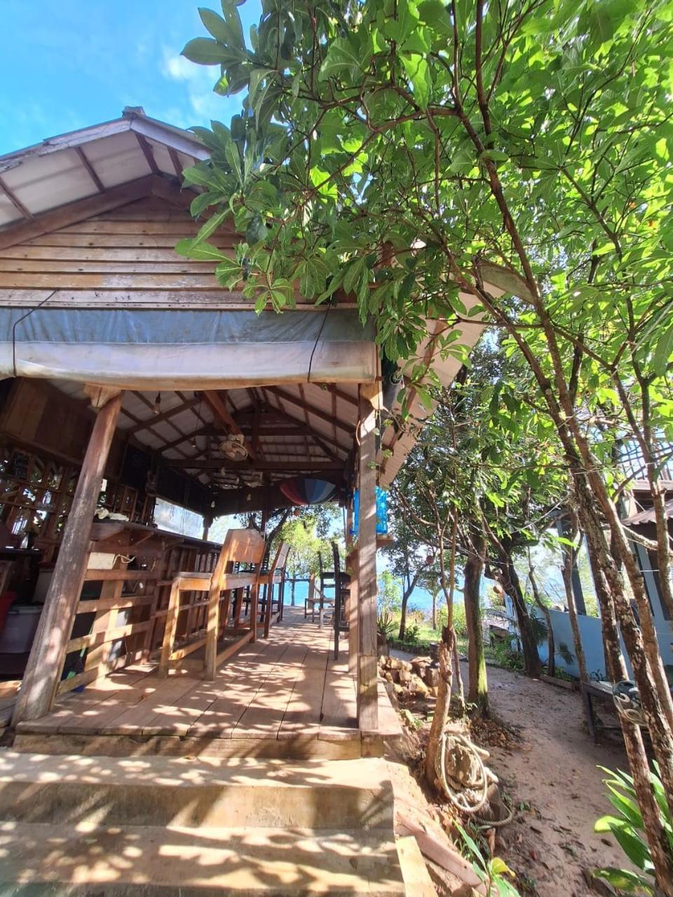 Dragonfly Guesthouse Koh Rong Samlon Eksteriør billede